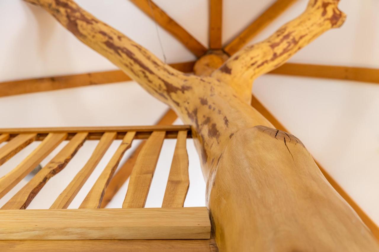 Kinlochlaich Tree House Villa Appin Exterior photo